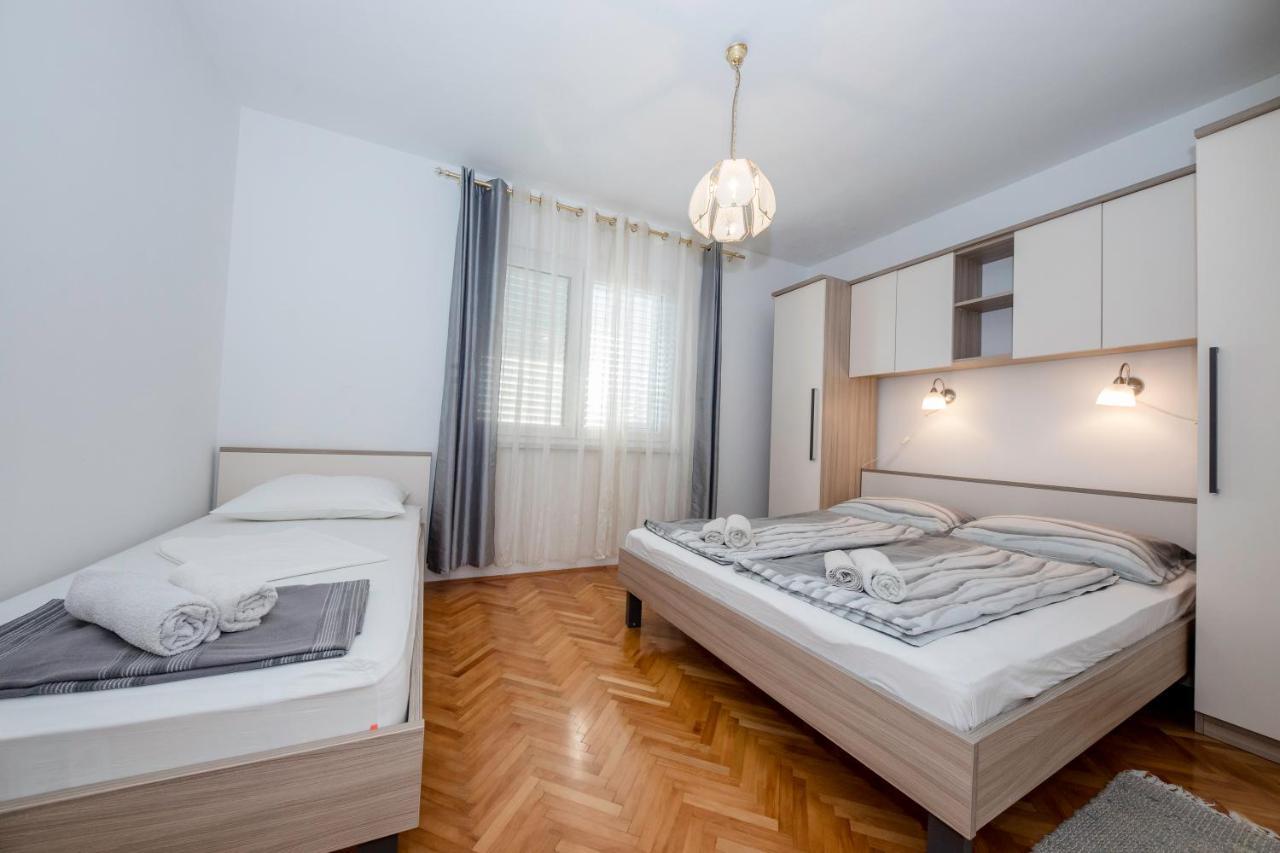 Apartments And Rooms Bolero Rab Town Ngoại thất bức ảnh