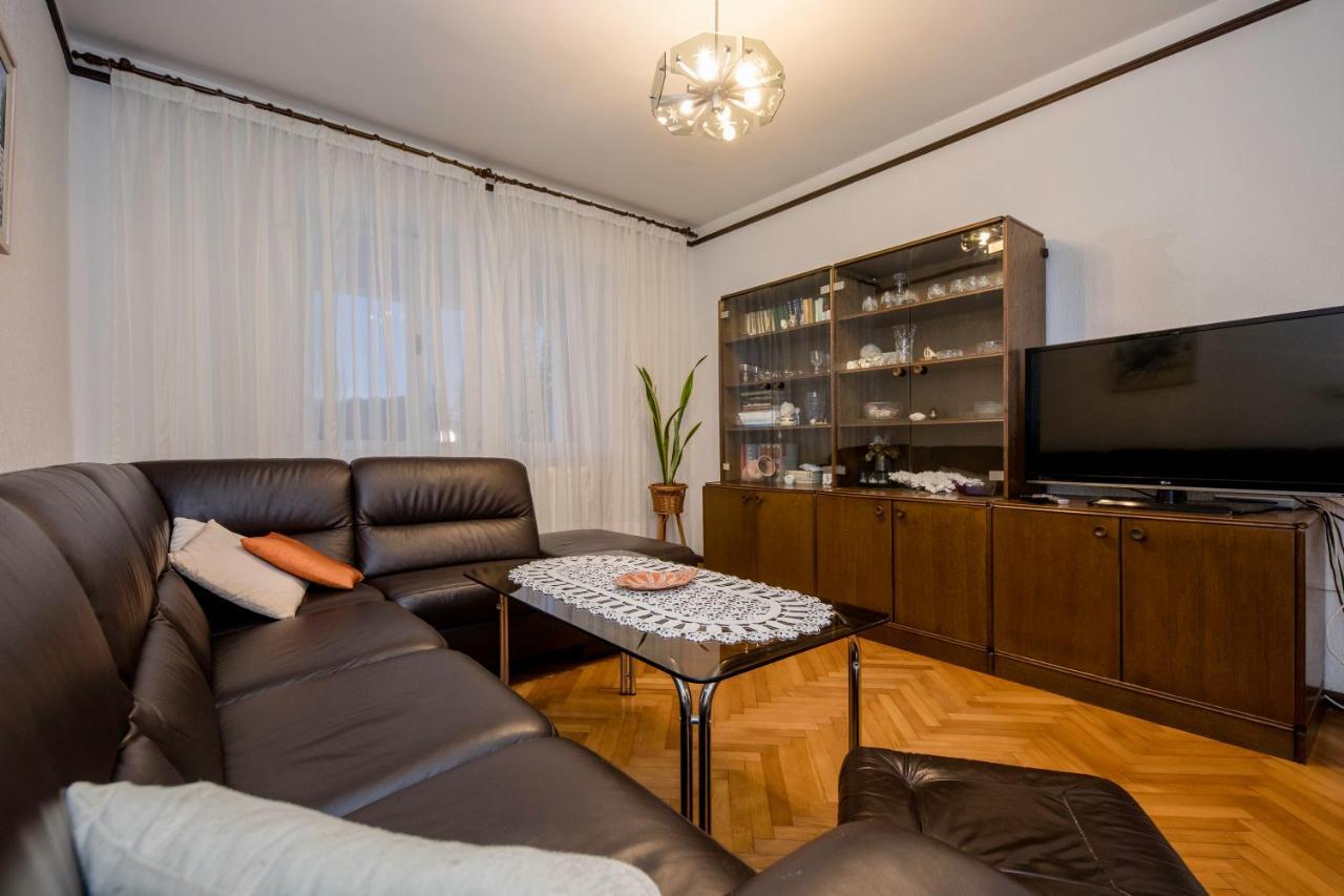 Apartments And Rooms Bolero Rab Town Ngoại thất bức ảnh