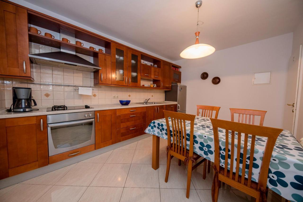Apartments And Rooms Bolero Rab Town Ngoại thất bức ảnh