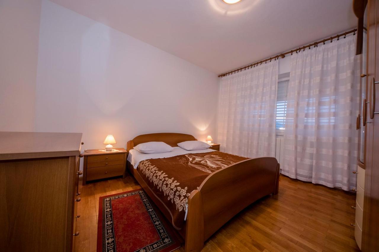 Apartments And Rooms Bolero Rab Town Ngoại thất bức ảnh