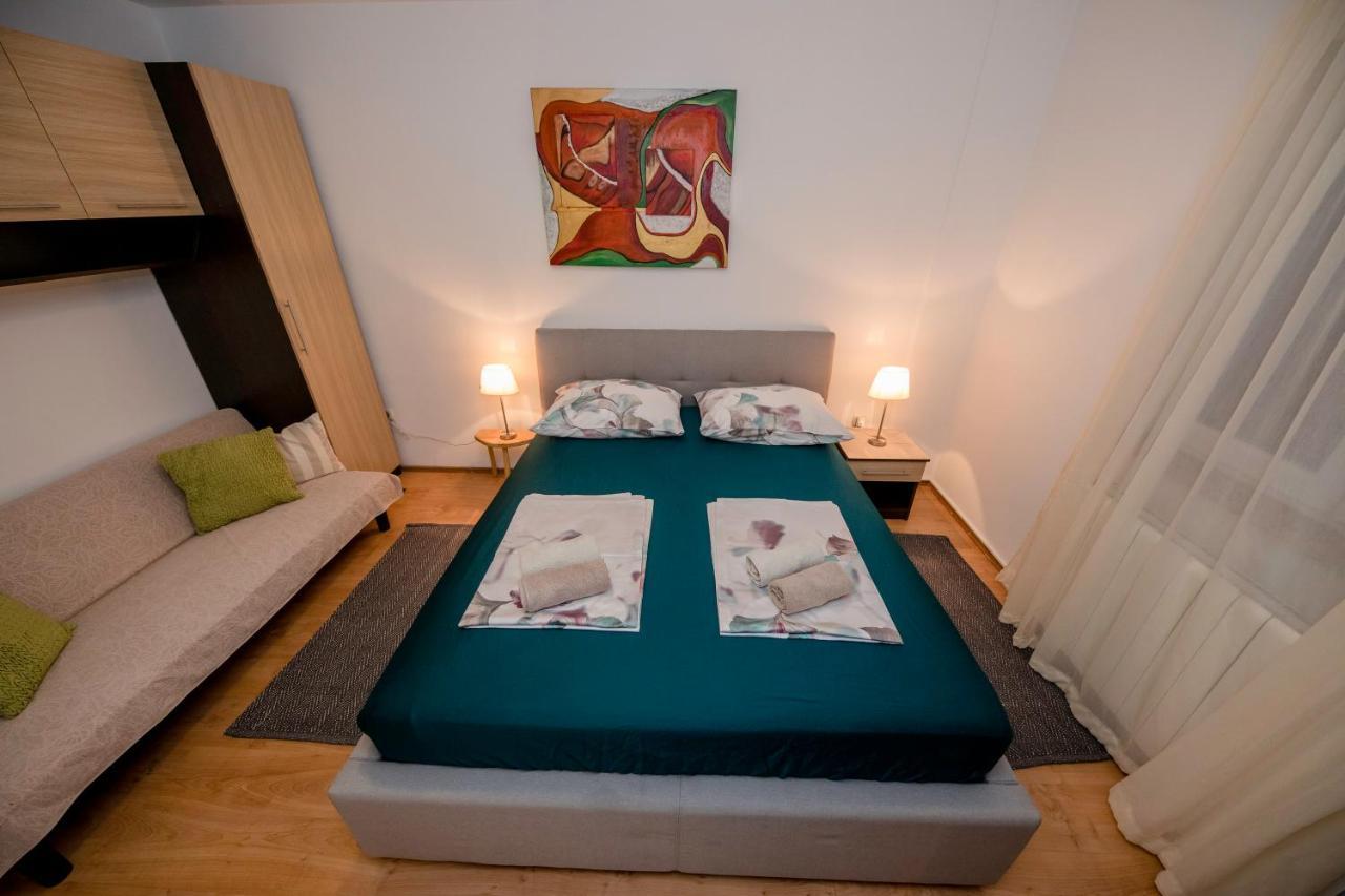 Apartments And Rooms Bolero Rab Town Ngoại thất bức ảnh