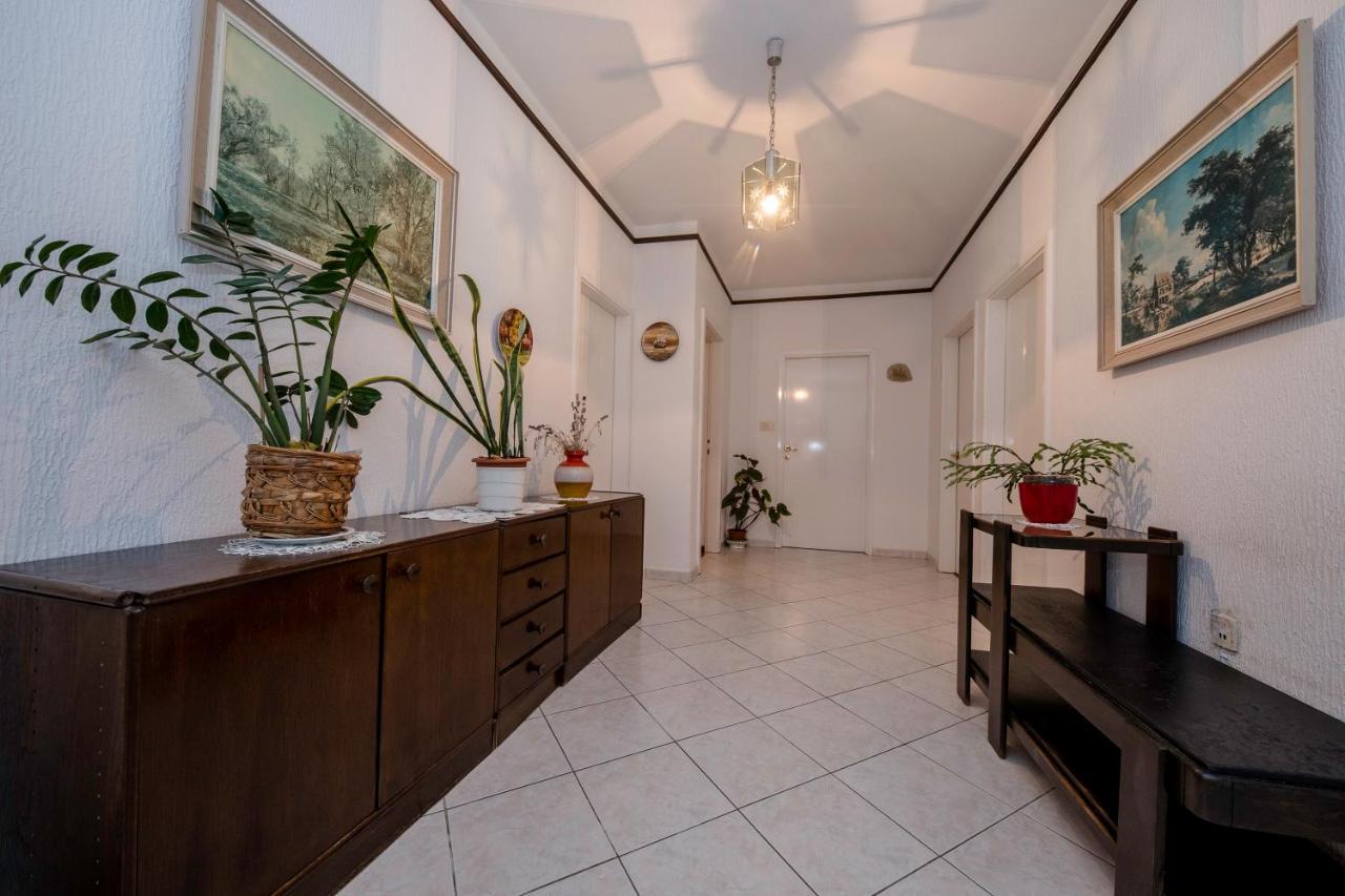 Apartments And Rooms Bolero Rab Town Ngoại thất bức ảnh
