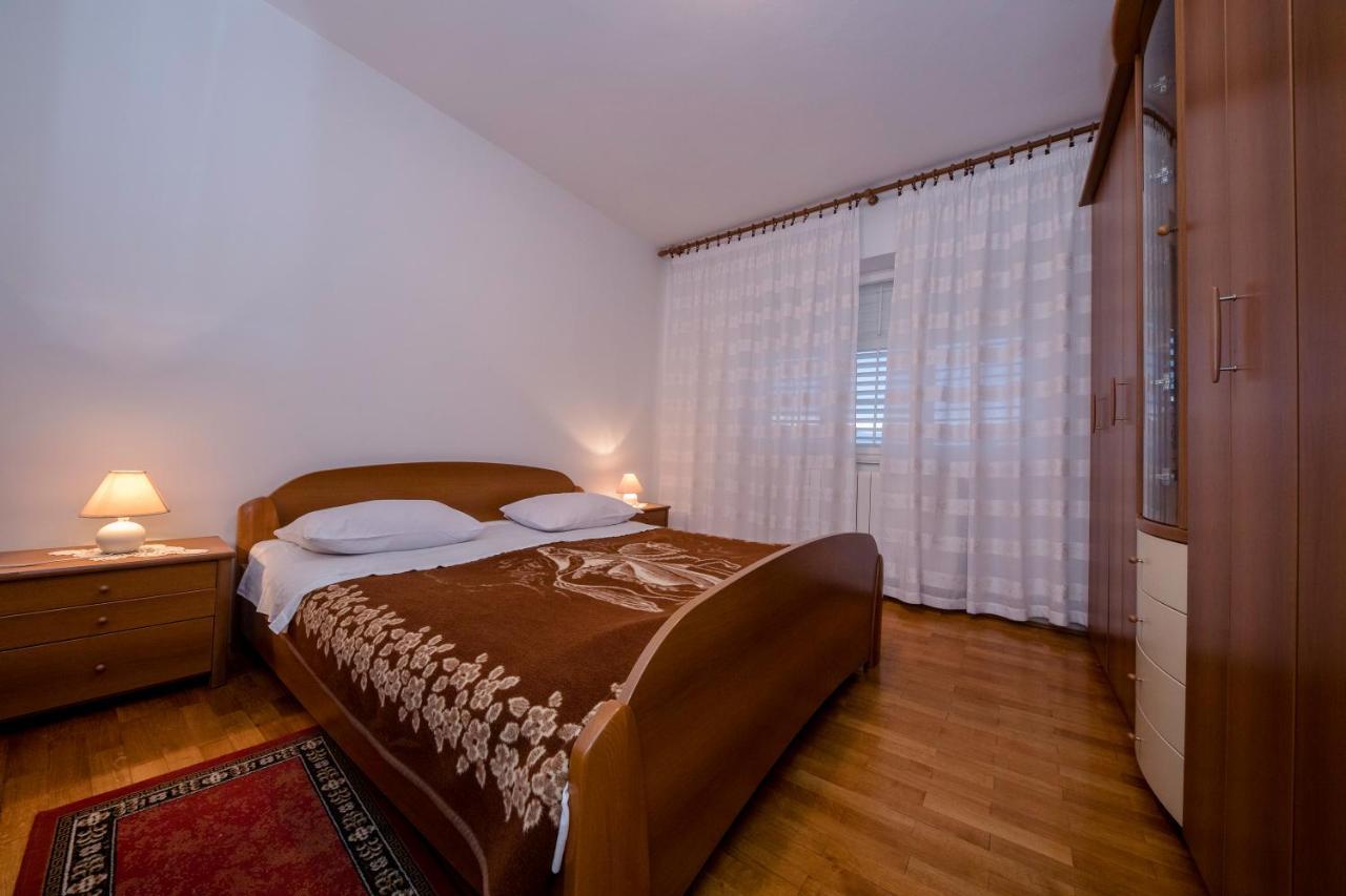 Apartments And Rooms Bolero Rab Town Ngoại thất bức ảnh