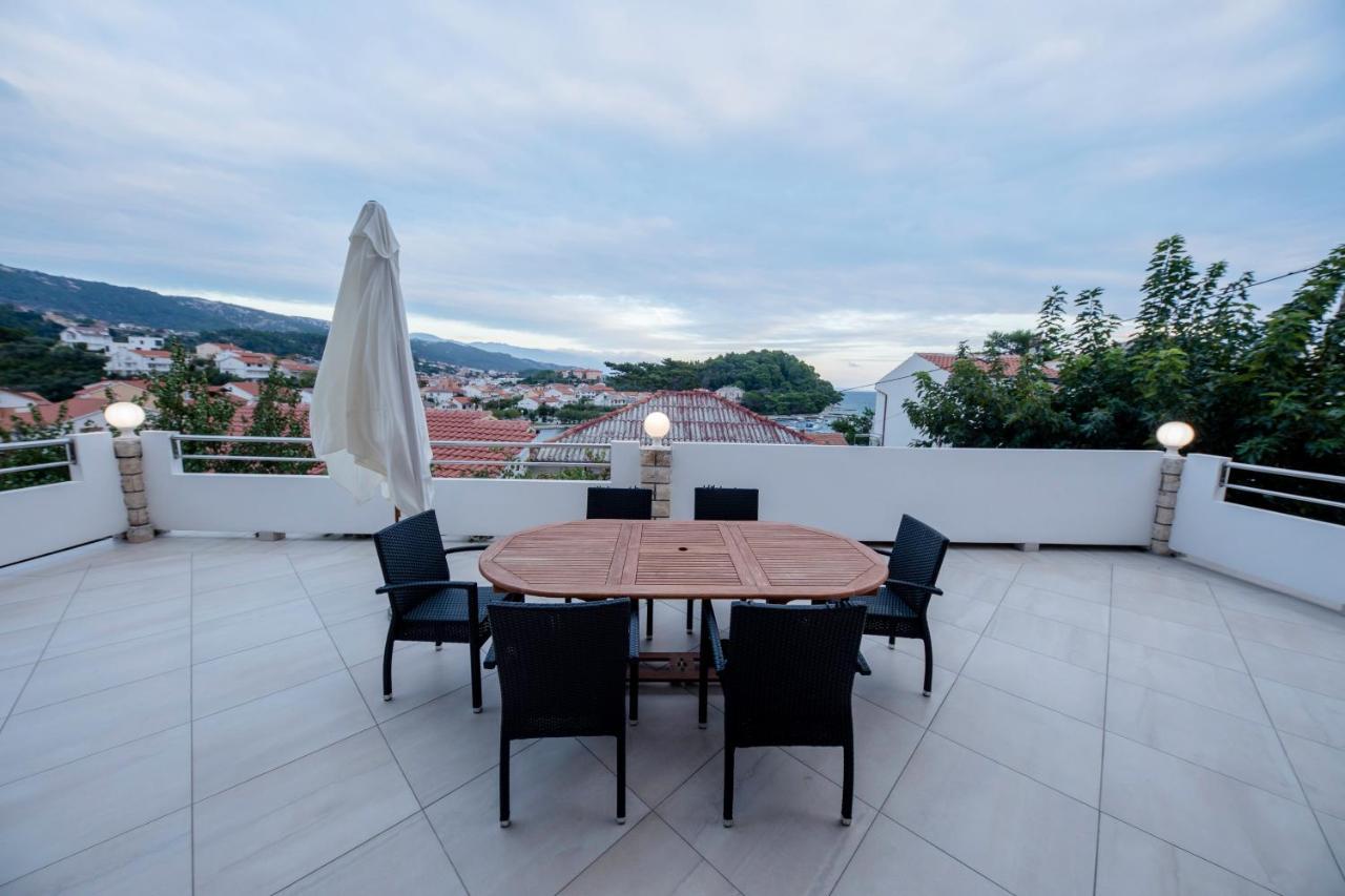 Apartments And Rooms Bolero Rab Town Ngoại thất bức ảnh