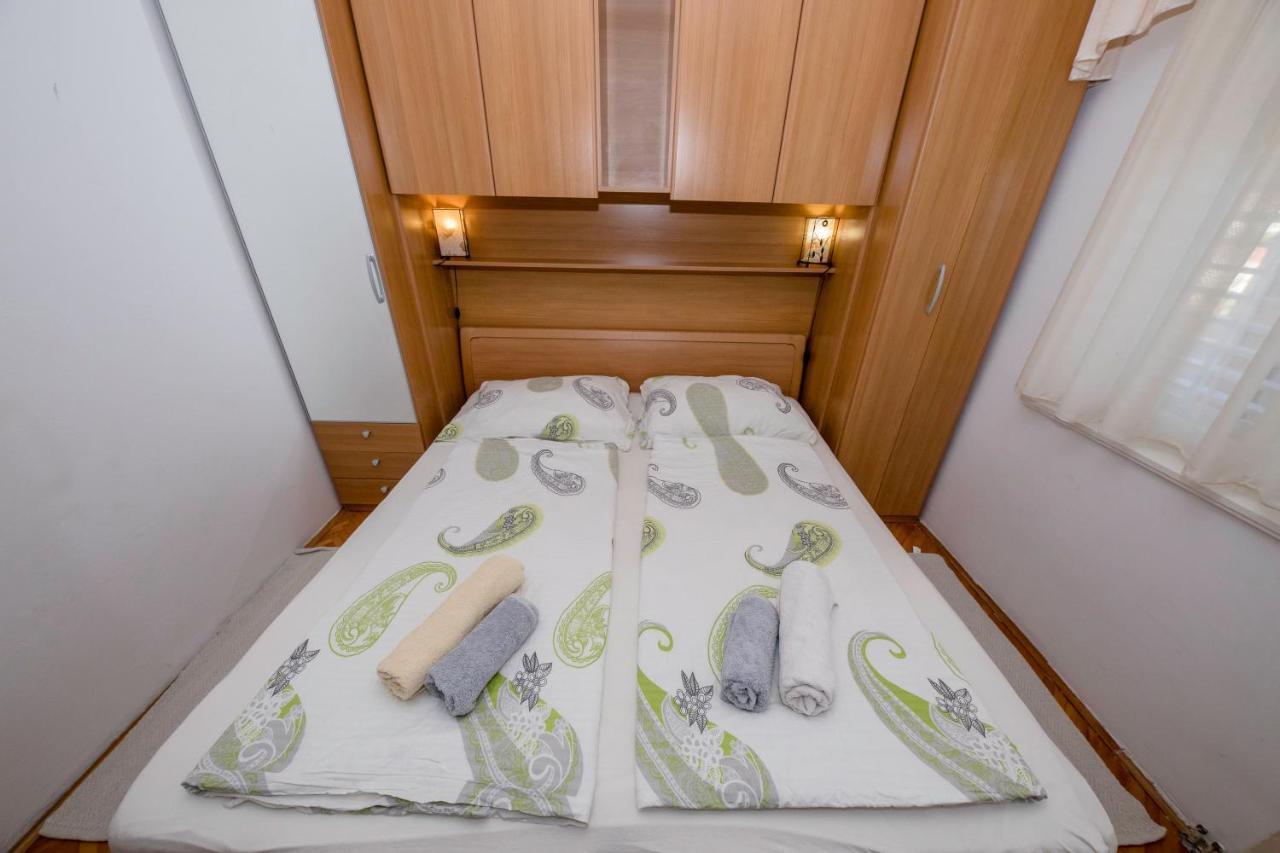 Apartments And Rooms Bolero Rab Town Ngoại thất bức ảnh