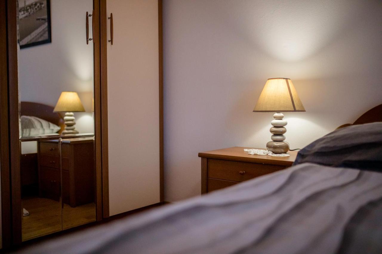 Apartments And Rooms Bolero Rab Town Ngoại thất bức ảnh
