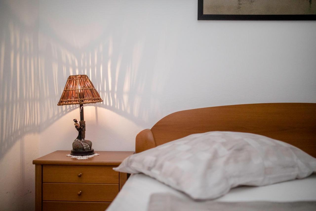 Apartments And Rooms Bolero Rab Town Ngoại thất bức ảnh